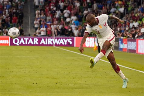 World Cup picks, odds for Qatar vs. Ecuador tournament opener.